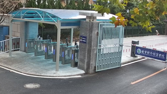网络管理中心助力平安校园建设